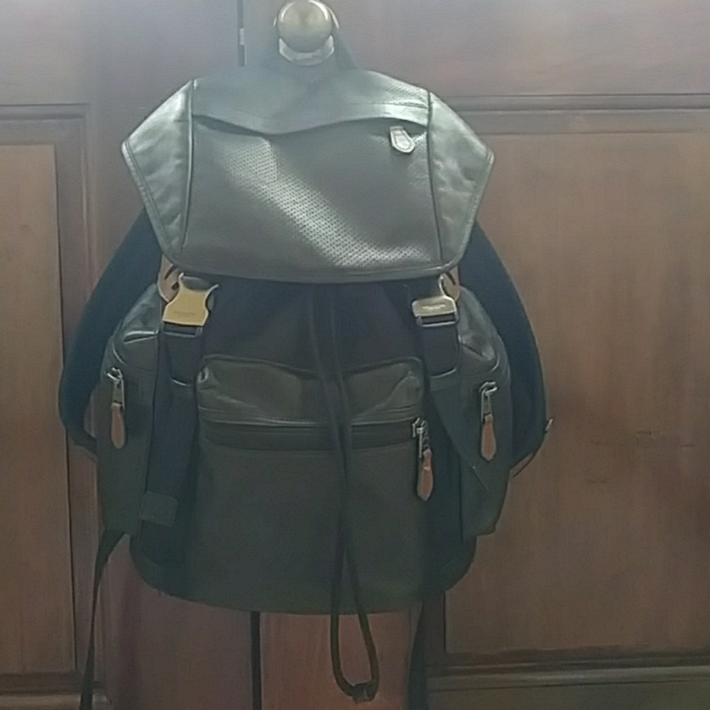 Coach backpack - Picture 1 of 3